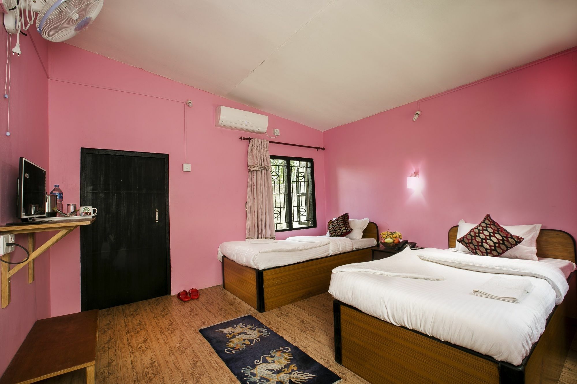 Sauraha Nana Hotel Eksteriør bilde